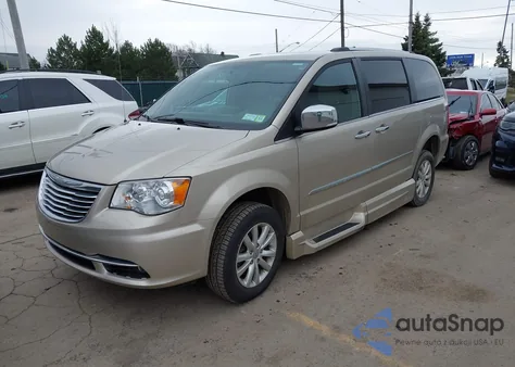 2016 Chrysler Town & Country Limited Platinum z USA, uszkodzony, nr VIN 2C4RC1GG6GR158222